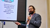 Vladimir Zhukov, Leading Researcher, Candidate of Biological Sciences, Head of the Laboratory of Genetics of Plant-Microbial Interactions, FSBSI ARRIAM, spoke at the School of Systems Biology.